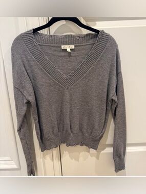 Rock N Rags Gray V‑Neck Knit Sweater
